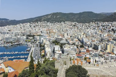 Yunanistan 'ın kalesinden Kavala kentinin panoramik manzarası