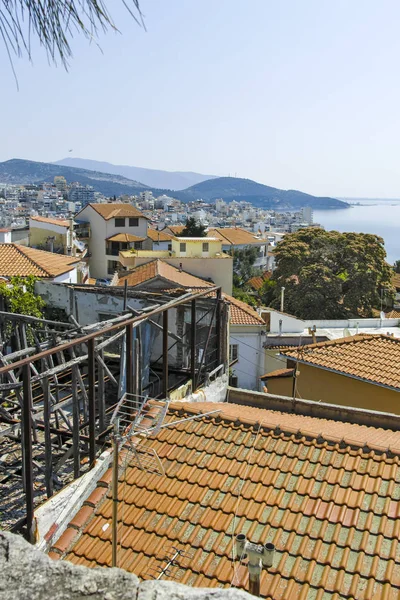 Vista panorámica de la ciudad de Kavala desde la fortaleza, Grecia — Foto de Stock