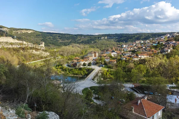 Panorama van de stad Veliko Tarnovo — Stockfoto