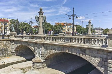 Bulgaristan 'ın Sofya kentindeki Aslan Köprüsü' nün panoramik manzarası