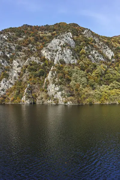 Krichim Reservoir a Rhodopes Mountain, Bulgaria — Foto Stock