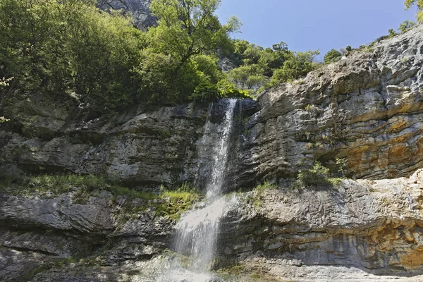 Водопад Скаклия на Балканских горах, Болгария — стоковое фото
