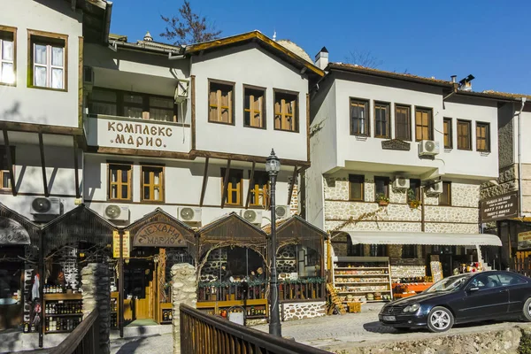 Ulice a staré domy v historickém městě Melnik, Bulharsko — Stock fotografie