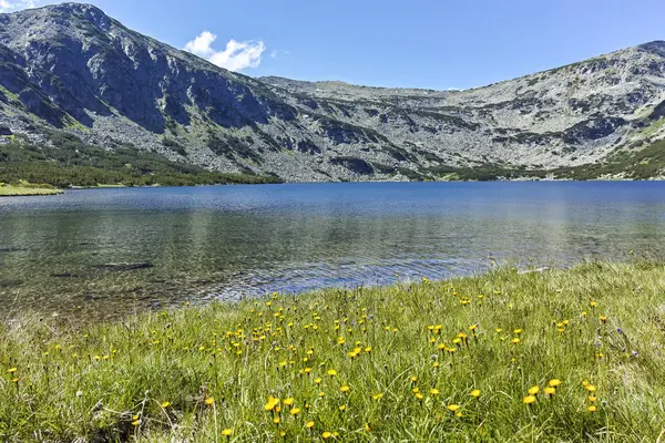 The Stinky Lake (Smradlivoto Lake), Rila mountain, Bulgaria — Stockfoto
