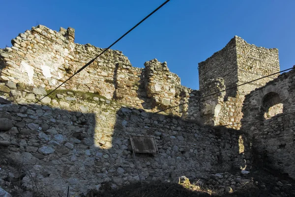 Ruins of Medieval fortress at town of Melnik, Bulgaria — 스톡 사진