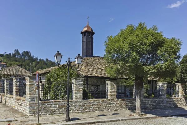 Церква святого Архангела Михаїла в Тривані (Болгарія). — стокове фото