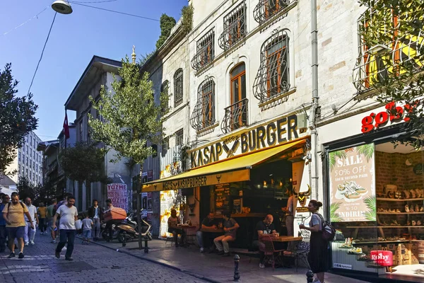 Istanbul Turkey Juli 2019 Istiklal Winkelen Voetgangersstraat Buurt Taksim Square — Stockfoto
