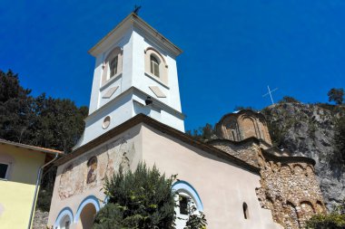VITOVNICA, SERBIA - 11 Ağustos 2019: Ortaçağ Vitovnica Manastırı, Sumadija ve Batı Sırbistan