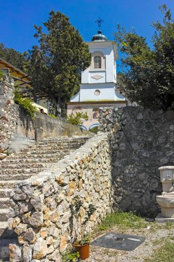 VITOVNICA, SERBIA - 11 Ağustos 2019: Ortaçağ Vitovnica Manastırı, Sumadija ve Batı Sırbistan