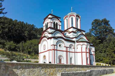 TUMAN MONASTERY, SERBIA - 11 Ağustos 2019: Golubac, Sumadija ve Batı Sırbistan yakınlarındaki Ortaçağ Tuman Manastırı