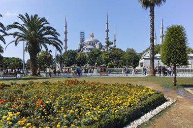 İSTANBUL, TURKEY - 26 Temmuz 2019: İstanbul Sultanahmet Meydanı, Türkiye