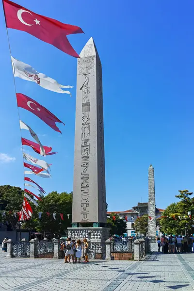 Istanbul Turquía Julio 2019 Obelisco Amurallado Plaza Sultanahmet Ciudad Estambul — Foto de Stock