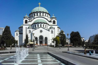 BELGRAD, SERBIA - 12 Ağustos 2019: Sırbistan 'ın başkenti Belgrad' daki Saint Sava Katedrali Kilisesi