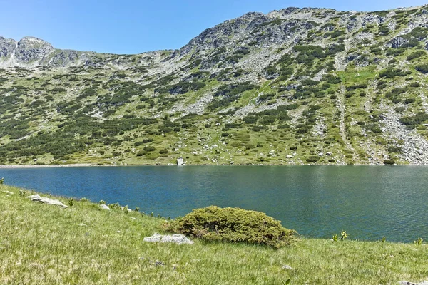 保加利亚里拉山鱼湖 Ribni Ezera 夏季景观 — 图库照片