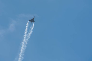 askeri jet avcı uçağı