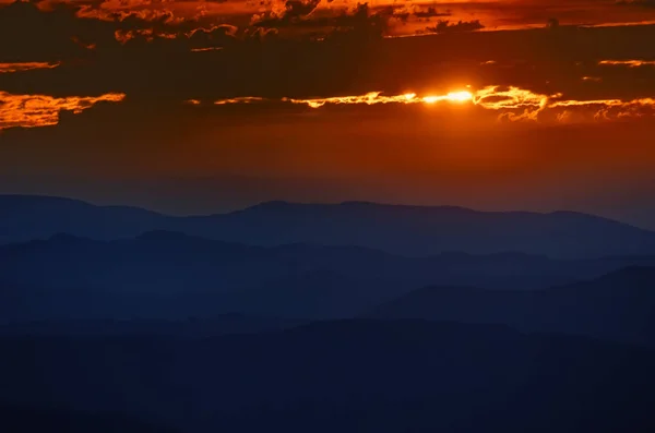 Zonsondergang vanaf de Berg Aigoual — Stockfoto