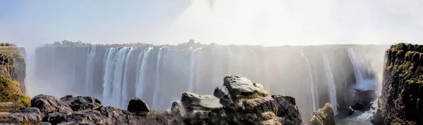 The Victoria falls in Zimbabwe — Stock Photo, Image