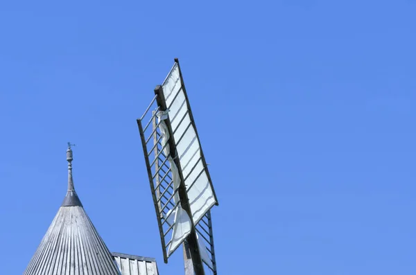 Windmill on blue clear sky — Stock Photo, Image