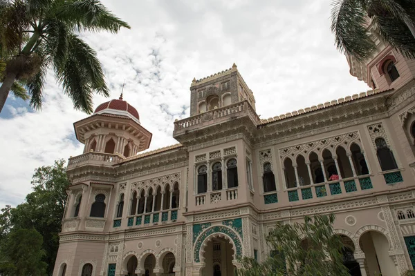 Фасадні Palacio de Valle — стокове фото