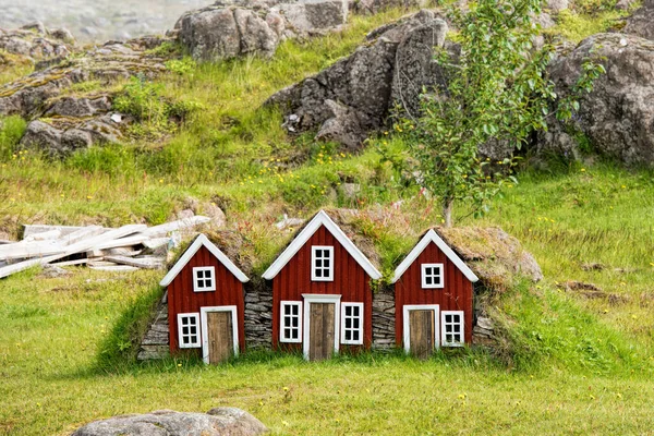 Ξωτικά Σπίτια Στην Ισλανδία — Φωτογραφία Αρχείου