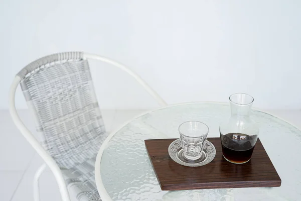 Sirve Café Hario V60 Una Jarra Para Oler Con Silla — Foto de Stock