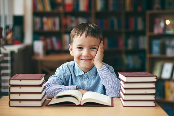 Kitap tadını çocuk