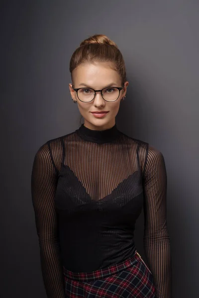 Elegant woman on black background — 스톡 사진