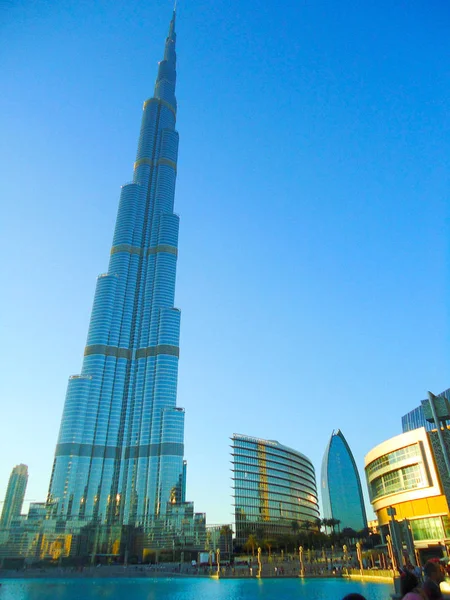 Kongre ve Sergi Sarayı kule Uluslararası Dubai Kongre ve Sergi Sarayı Downtown Dubai dünyanın en yüksek binası — Stok fotoğraf