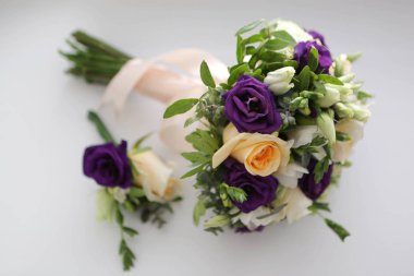 parlak düğün gül buketi