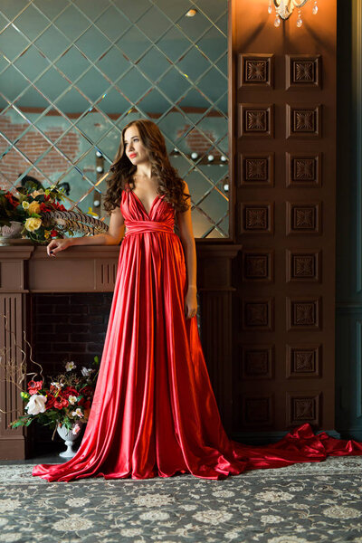 красивая девушка 