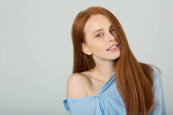 Beautiful young girl with red hair — Stock Photo, Image