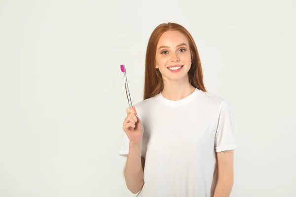 Beautiful Young Woman White Shirt Toothbrush Her Hands — Stock Photo, Image