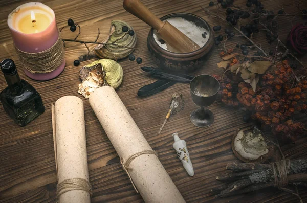 Oude Magische Scroll Houten Bureau Tafel Hekserij Witch Doctor Bureau — Stockfoto