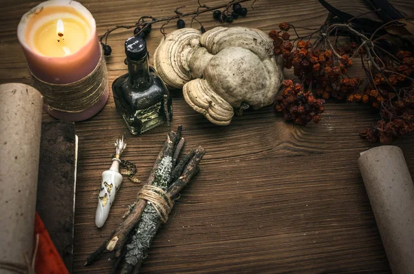 Oude Magische Scroll Houten Bureau Tafel Hekserij Witch Doctor Bureau — Stockfoto
