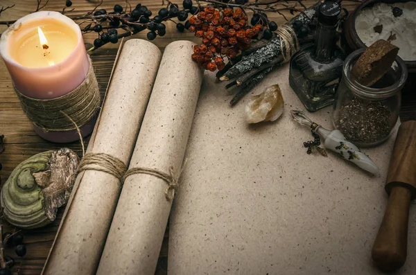 Kopya alanı ile antik sihirli kaydırma kağıt levha. Büyücülük. Cadı doktor Danışma tablo. Sihirli iksir. Alternatif Tıp kavramı.