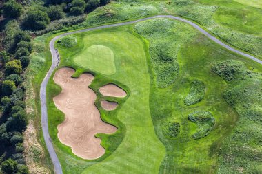 Golf sahasının havadan görünümü ile dokulu arka plan