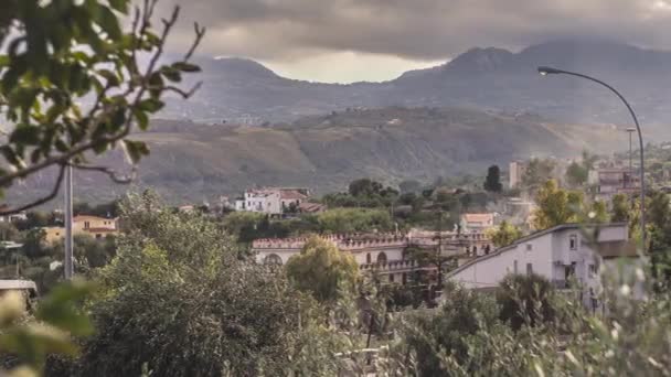 丘の間のモノレール シチリアの風景2 — ストック動画