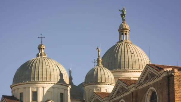 Domäner Från Gammal Katolsk Kyrka Italien Padua Sankt Antonius Katedral — Stockvideo
