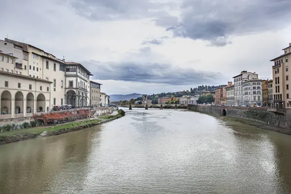 Arnofloden i Florens 2 — Stockfoto