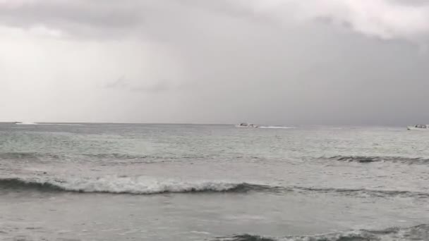 Praia Tropical Com Chuva República Dominicana Bayahibe — Vídeo de Stock