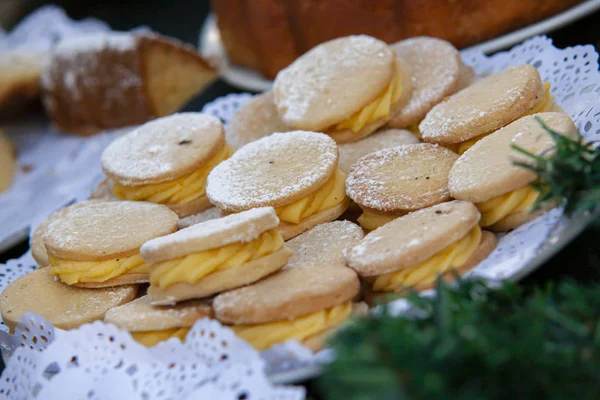 Buffet cheio de doce — Fotografia de Stock