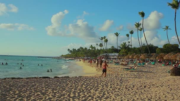 Dominicus Kust Från Havet Vid Solnedgången — Stockvideo