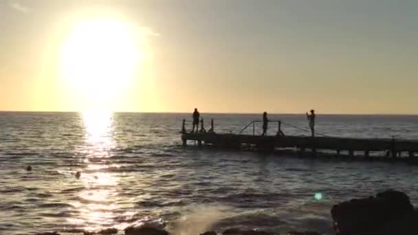 Рибалка Пірсі Заході Сонця Баяхібе Домініканська Республіка — стокове відео