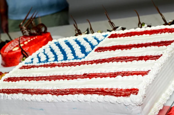 Amerikai Zászló Alakú Torta Egy Büfében Vacsorára — Stock Fotó