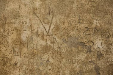 Zamanla hasar gören ve banliyö bölgesinde tahrip edilen bir duvarın dokusu.