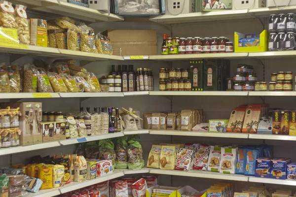 Fratta Polesine Italy March 2020 Shelves Grocery Store — Stock Photo, Image