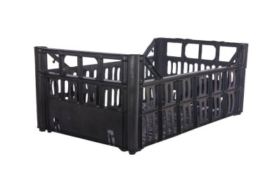 Sebzeler için beyaz arka planı olan izole plastik sandık.