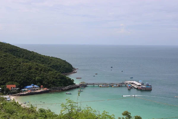 Puncak pemandangan pemandangan pemandangan pemandangan laut yang indah dan pelabuhan — Stok Foto