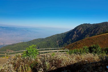 Güzel manzara Kew Mae Pan bakış açısının Doi Inthanon doğa Park, Chiang Mai, Tayland