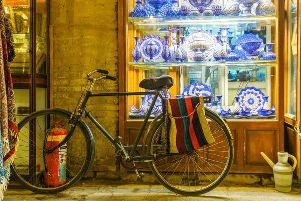 Handwerk op de bazaar van isfahan — Stockfoto